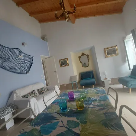 Melia - San Teodoro - Ferienhaus *