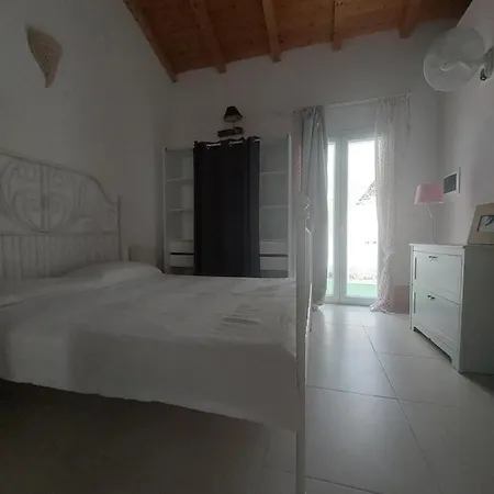 Melia - San Teodoro - Ferienhaus Lu Lioni